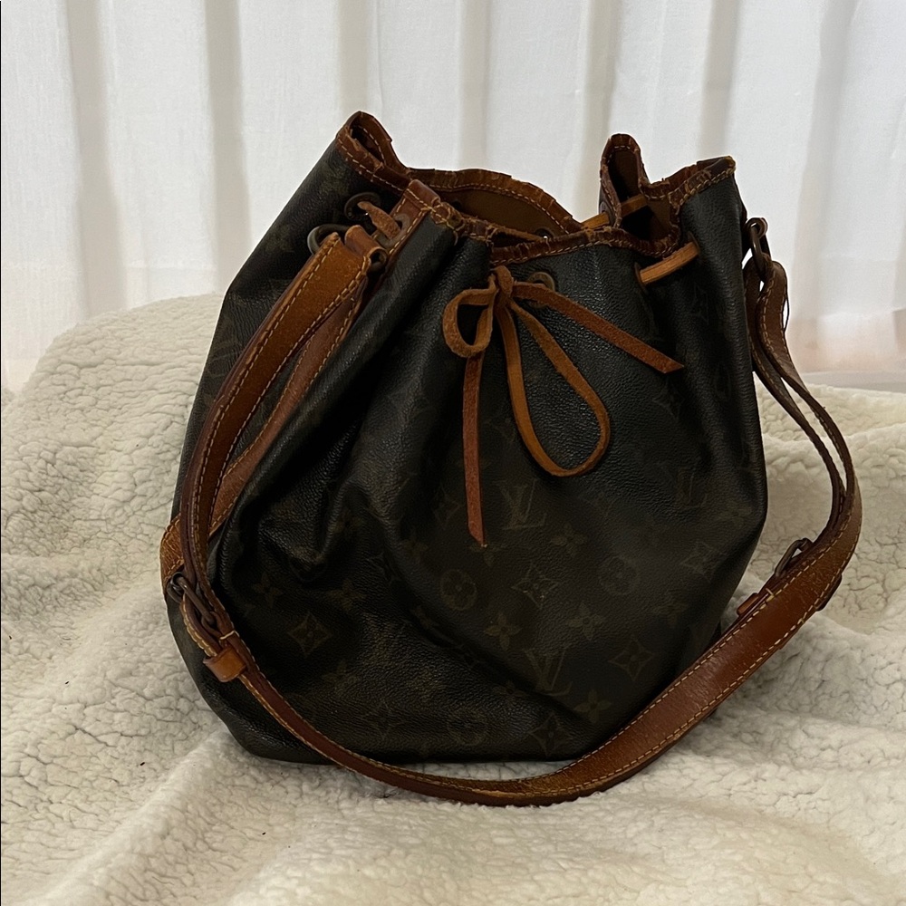 Louis Vuitton Dark Brown Monogram Drawstring Shoulder Bag
